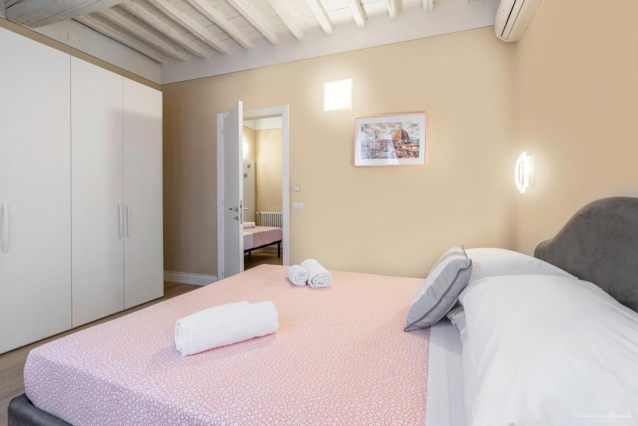 Wine Apartments Florence Barolo Bagian luar foto